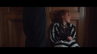 The_Bonfire_of_Destiny_S01E01_mkv0308.jpg