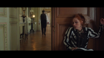 The_Bonfire_of_Destiny_S01E01_mkv0317.jpg