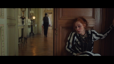 The_Bonfire_of_Destiny_S01E01_mkv0318.jpg