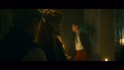 Women_at_War_S01E02_mkv1989.jpg