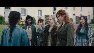 Women_at_War_S01E04_mkv1910.jpg