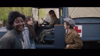 Women_at_War_S01E04_mkv1957.jpg