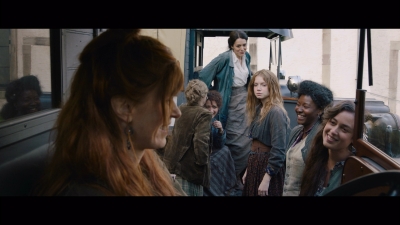 Women_at_War_S01E04_mkv1962.jpg