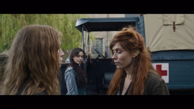 Women_at_War_S01E04_mkv1990.jpg