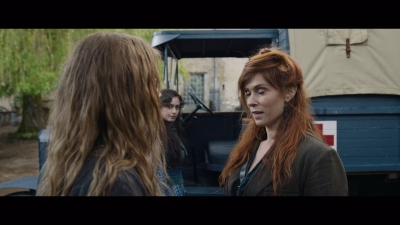 Women_at_War_S01E04_mkv1992.jpg